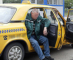 Феодосийский таксист хотел сжечь коллегу заживо 