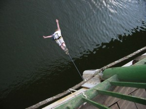 Курортникам предложат прыгнуть с моста 