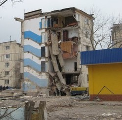 Жильцы крымских многоэтажек до сих пор рискуют 