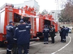 Крымские пожарные получили новые спецмашины  