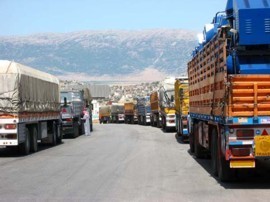 В Евпатории конфисковали сирийские грузовики 