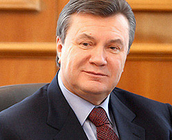 В Крыму по форме черепа определили, что Янукович татарин 