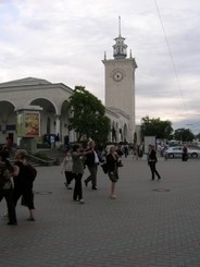 Симферопольские вокзалы выселят на окраину  