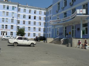 «Комсомолка» измерила жару в крымских больницах 