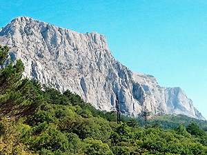 Крымские горы закрыли для туристов и скалолазов до 20 августа