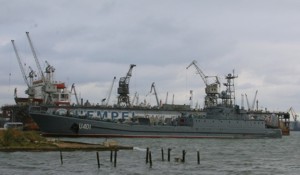 К берегам Керчи причалил десантный корабль «Кировоград» 