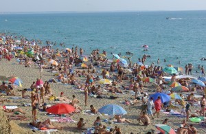 Каждому пляжнику в Крыму отмерят пять метров «места под солнцем»