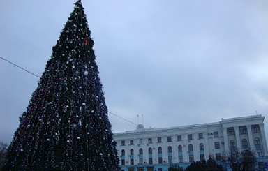 Завтра в Крыму зажгут главную елку полуострова