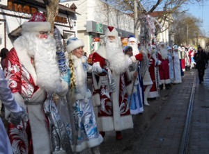 Деды Морозы Украины установили рекорд