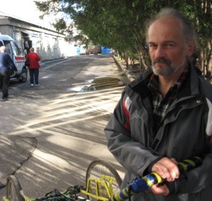 Житель Днепропетровска Сергей Гордиенко три года шел пешком с Дальнего Востока в Крым
