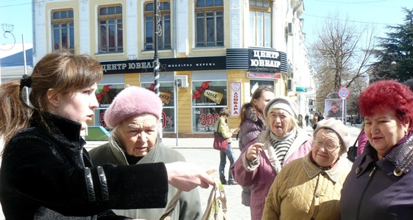 Экологи призывают крымчан переходить на сумки из ткани