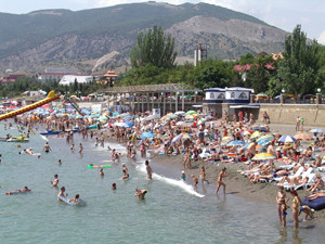 При въезде в Крым российских туристов будут усиленно проверять