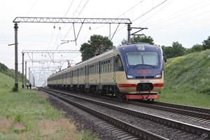 В Крыму под поезд попали два пенсионера