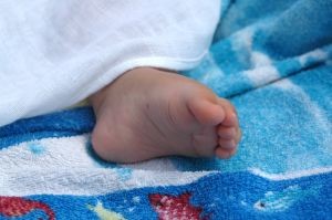 В Симферополе возле больницы нашли мертвого младенца
