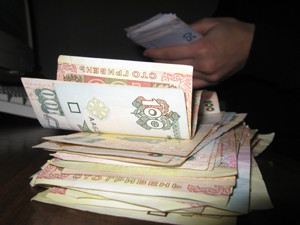 Крымский банкир незаконно снял со счета клиента несколько миллионов