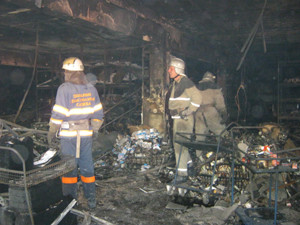 Пожар в Симферополе: огонь уничтожил склад с медикаментами 
