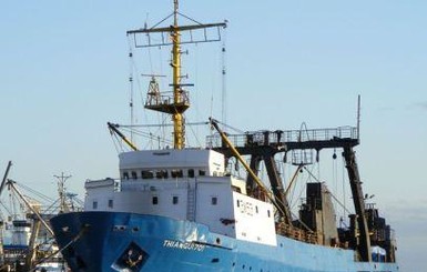 Украинские моряки, застрявшие в порту Африки, боятся возвращаться домой