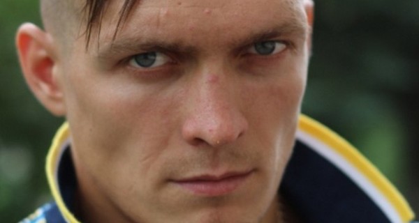 Крымский боксер-олимпиец Александр Усик отказывается переезжать в Киев