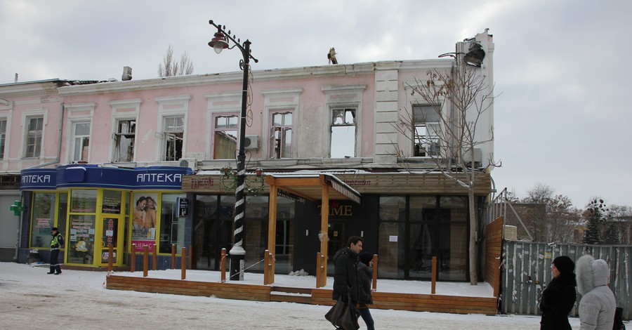 На месте дома, сгоревшего в центре Симферополя, будет ресторан?