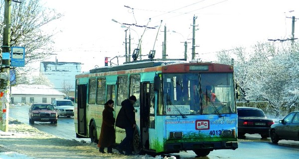 Троллейбусный кризис в Крыму: денег нет ни на зарплату водителям, ни на зимнюю резину