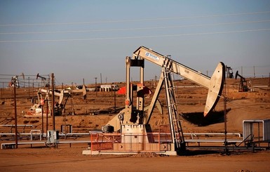 Нефть упала до минимума за 5,5 лет