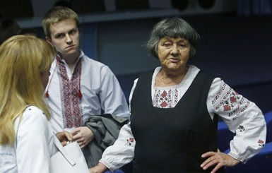 Мама Надежды Савченко отказалась от участка на скандальной земле