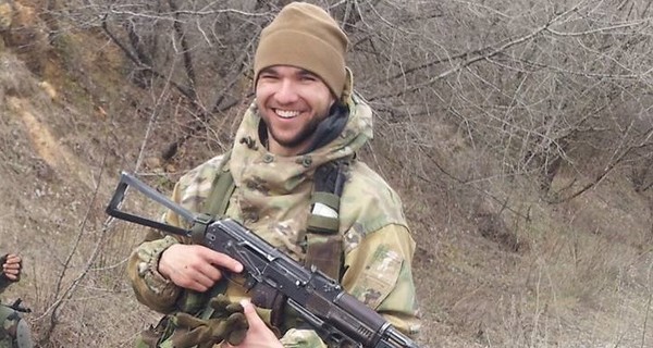 Его бы таланты в АТО: в сети обсуждают фото убийцы Вороненкова с автоматом