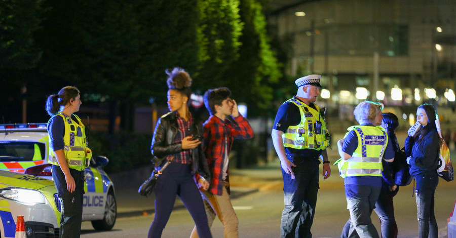Теракт на концерте Арианы Гранде в Манчестере: все подробности
