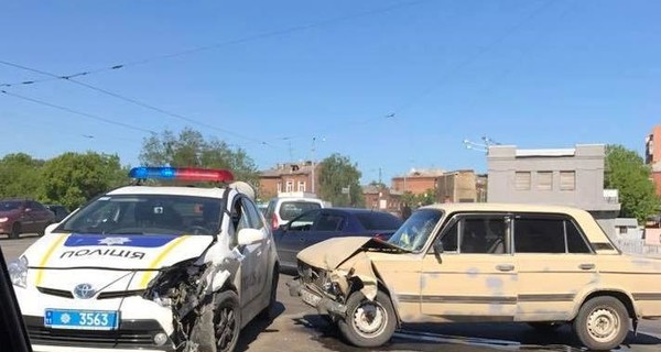 В Харькове патрульные устроили погоню и попали в ДТП