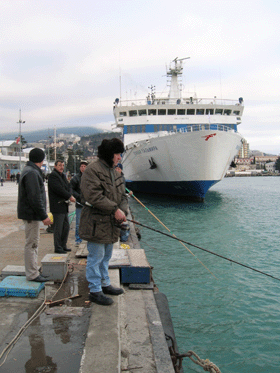 Рыбакам запретили ловить рыбу 