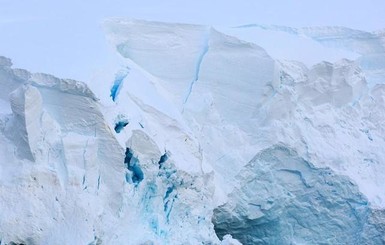 Ледники Гренландии начали таять в шесть раз быстрее