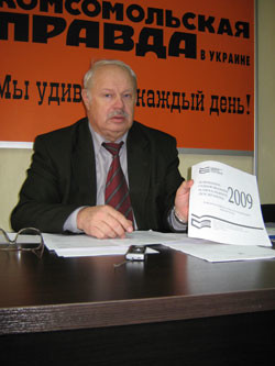 Директор Симферопольского центра оценивания качества образования Юрий ИЛЬИН: «Регистрация для прохождения тестирования началась!» 