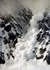 На Ангарском перевале туристов может накрыть лавиной 