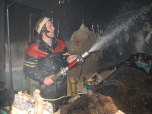 В Симферополе пожарные спасали противочумную станцию